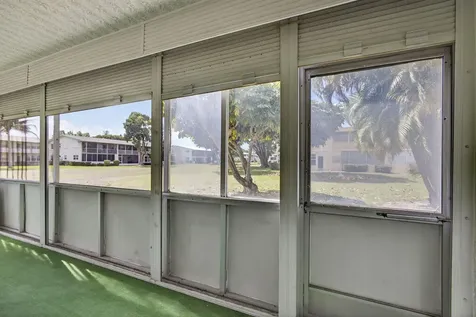 93 Dorchester West Palm Beach FL 33417