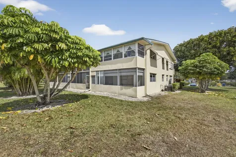 93 Dorchester West Palm Beach FL 33417