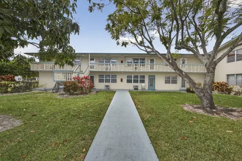93 Dorchester West Palm Beach FL 33417