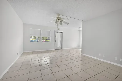 93 Dorchester West Palm Beach FL 33417