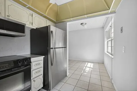 93 Dorchester West Palm Beach FL 33417