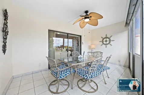 4000 Nw 44th Avenue Lauderdale Lakes FL 33319