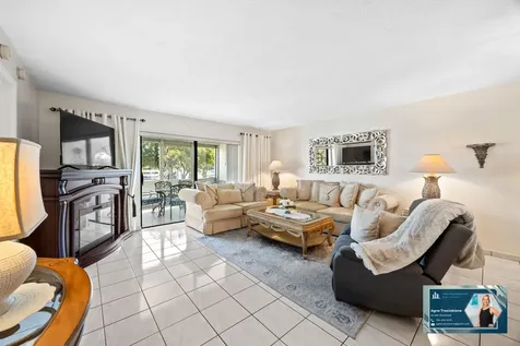 4000 Nw 44th Avenue Lauderdale Lakes FL 33319