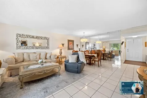 4000 Nw 44th Avenue Lauderdale Lakes FL 33319