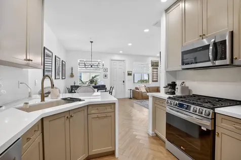 12631 Nw 32nd Place Sunrise FL 33323