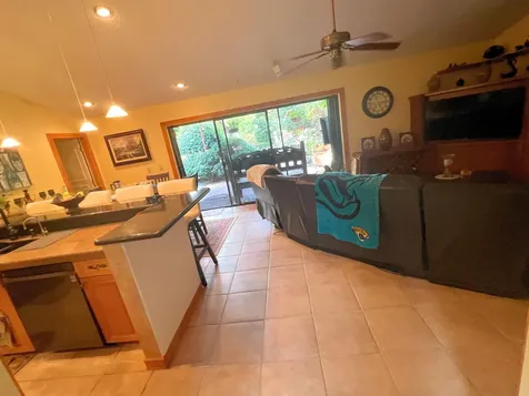 7300 NW 44th Terrace Coconut Creek FL 33073