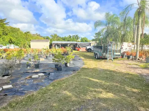 7300 NW 44th Terrace Coconut Creek FL 33073