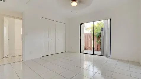 3201 Coral Ridge Drive Coral Springs FL 33065