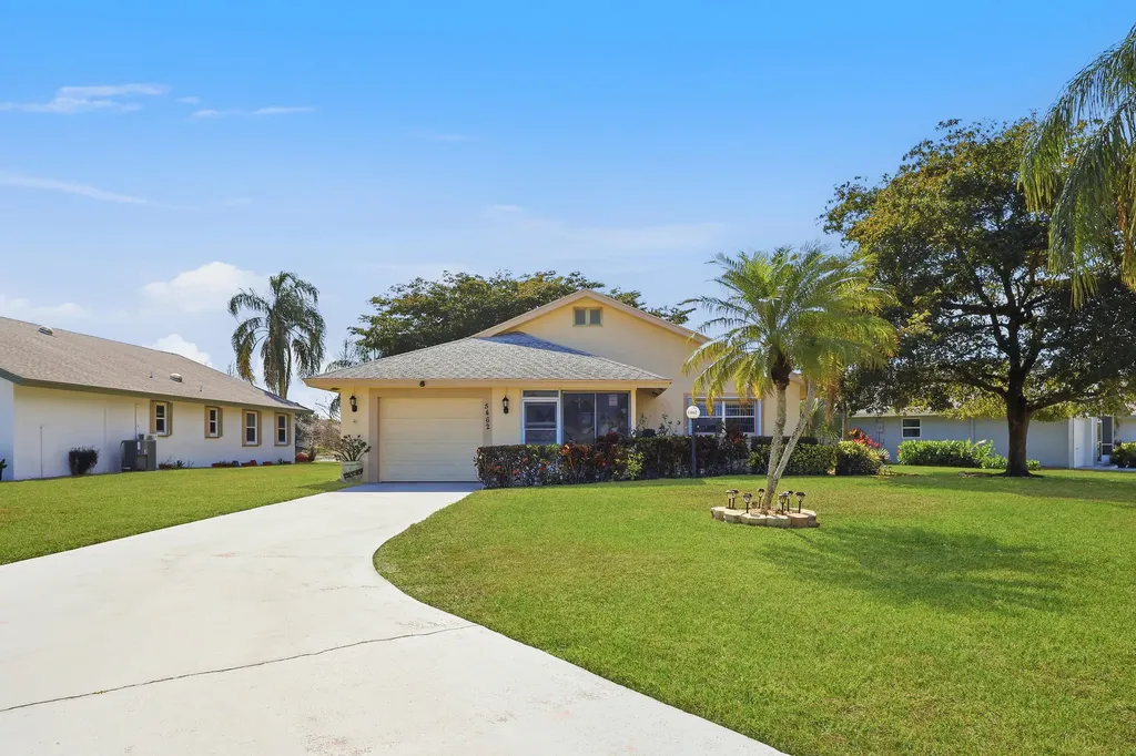 5462 Mariesa Avenue West Palm Beach FL 33417