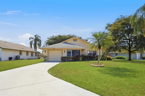 5462 Mariesa Avenue West Palm Beach FL 33417