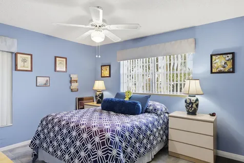 5462 Mariesa Avenue West Palm Beach FL 33417