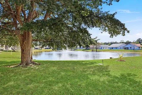 5462 Mariesa Avenue West Palm Beach FL 33417