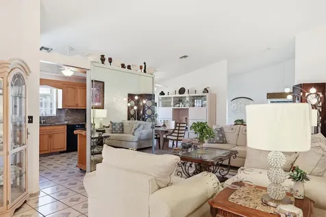 5462 Mariesa Avenue West Palm Beach FL 33417