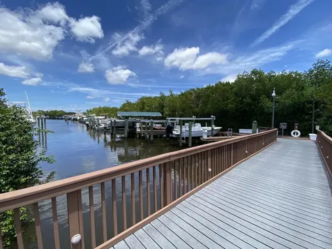 4194 Sw Gleneagle Circle Palm City FL 34990