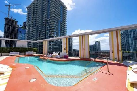 31 SE 6th Street Miami FL 33131