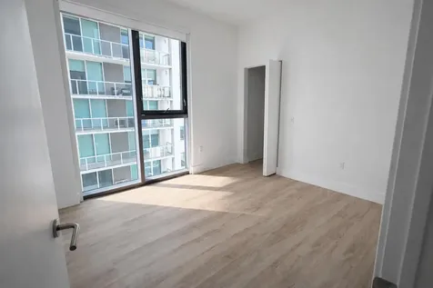 31 SE 6th Street Miami FL 33131