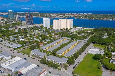 1970 S Dixie Highway West Palm Beach FL 33401
