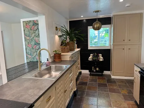 2099 Sw Lake Circle Drive Boynton Beach FL 33426