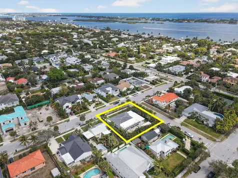 326 Palmetto Street West Palm Beach FL 33405