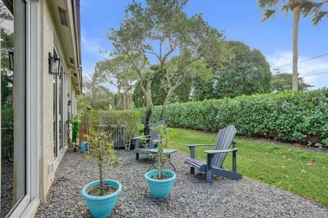6800 Via Regina Boca Raton FL 33433