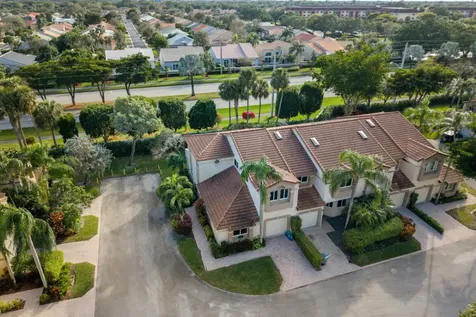 6800 Via Regina Boca Raton FL 33433