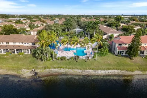 6800 Via Regina Boca Raton FL 33433
