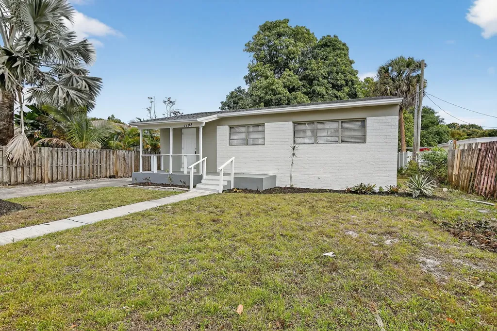 1708 Nw 8th Avenue Fort Lauderdale FL 33311