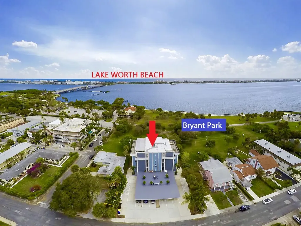 208 S Lakeside Drive Lake Worth Beach FL 33460