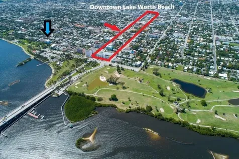 208 S Lakeside Drive Lake Worth Beach FL 33460