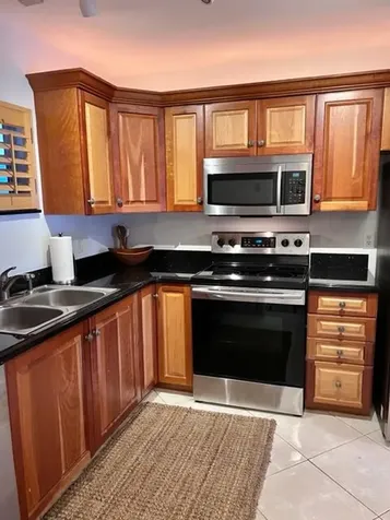 208 S Lakeside Drive Lake Worth Beach FL 33460