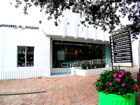 208 S Lakeside Drive Lake Worth Beach FL 33460