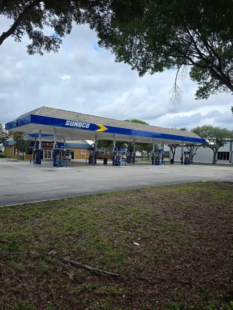 1009 N State Road 7 Royal Palm Beach FL 33411