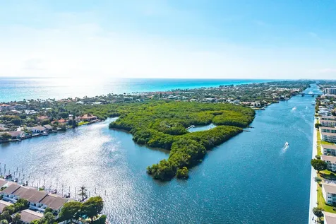6110 N Ocean Boulevard Ocean Ridge FL 33435