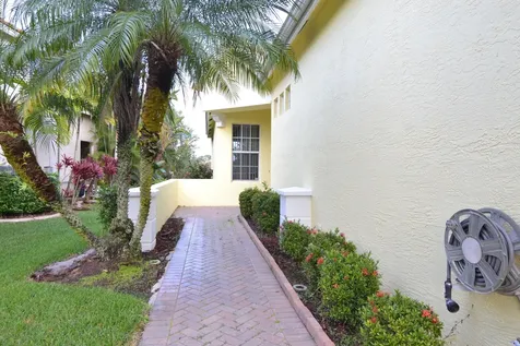 705 SW Munjack Circle Port Saint Lucie FL 34986