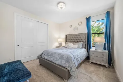 6950 NW 26th Way Boca Raton FL 33496