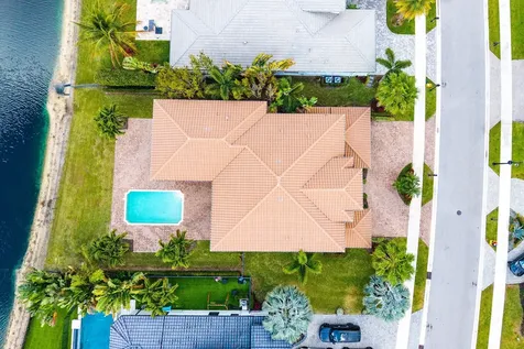 6950 NW 26th Way Boca Raton FL 33496