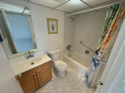 379 Saxony H Delray Beach FL 33446