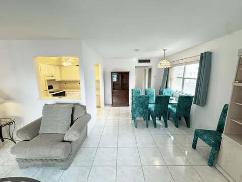 379 Saxony H Delray Beach FL 33446