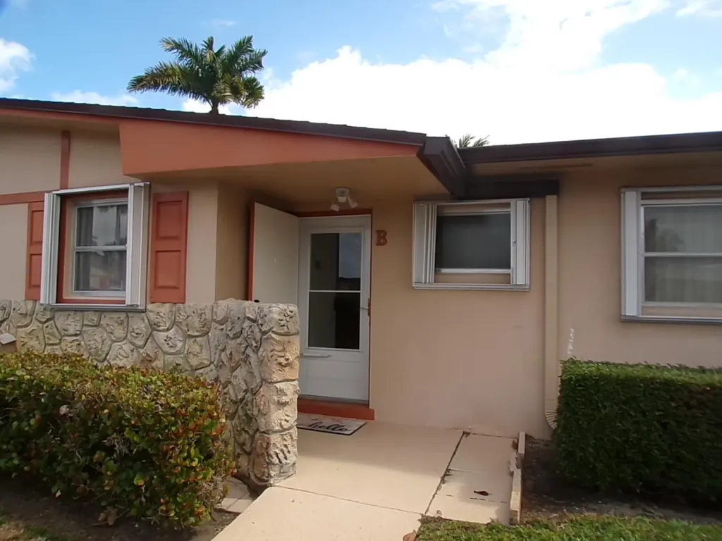2965 Crosley Drive West Palm Beach FL 33415