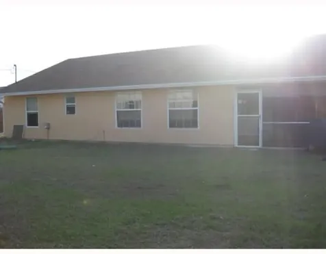 1901 Se Dock Street Port Saint Lucie FL 34952