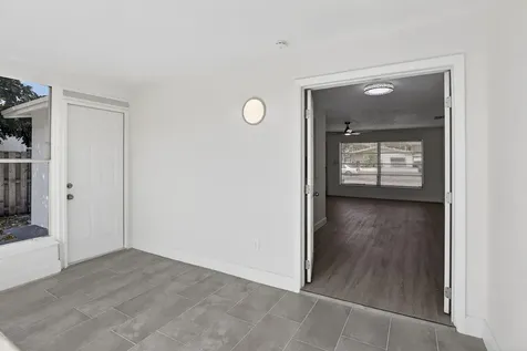 6820 Nw 29th Court Sunrise FL 33313