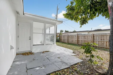 6820 Nw 29th Court Sunrise FL 33313