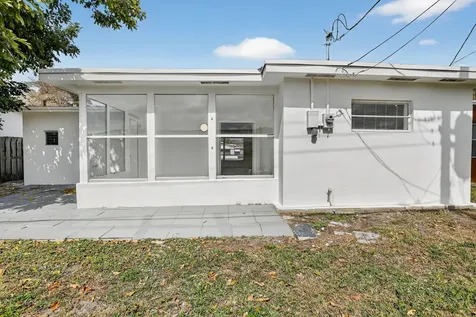 6820 Nw 29th Court Sunrise FL 33313