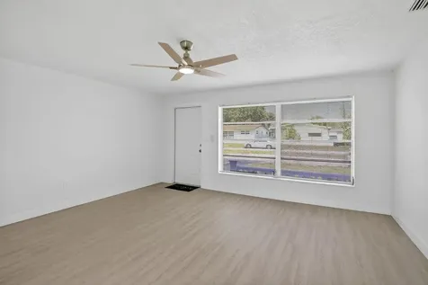 6820 Nw 29th Court Sunrise FL 33313