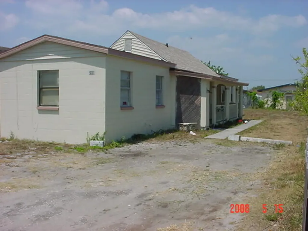 2114 Henry Street Palm Bay FL 32905