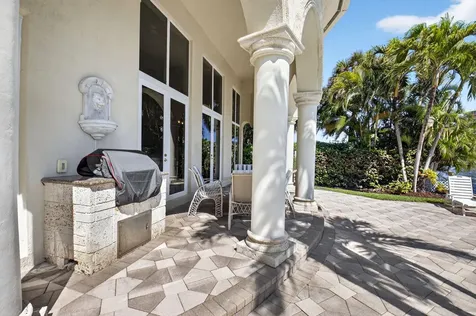 3171 Jasmine Drive Delray Beach FL 33483