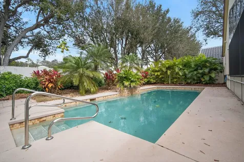 10056 Lexington Circle Boynton Beach FL 33436