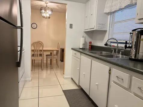 24 Golfs Edge West Palm Beach FL 33417