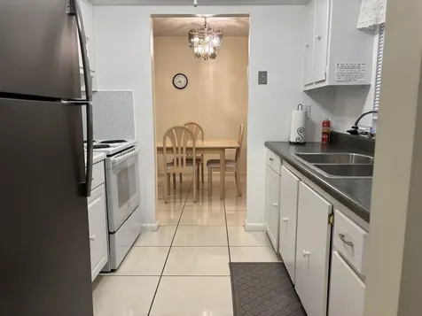 24 Golfs Edge West Palm Beach FL 33417