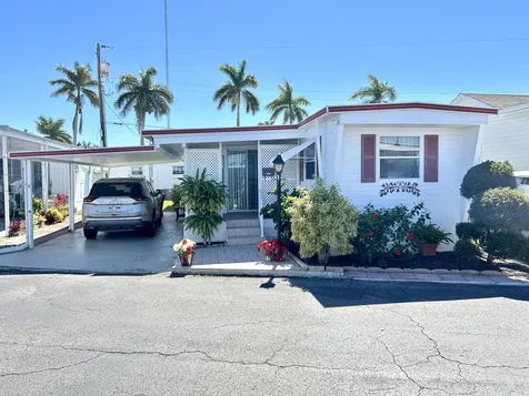 3332 Broadway Street Hollywood FL 33021